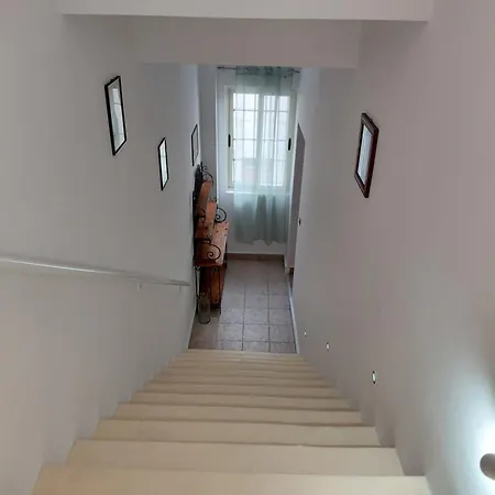 Cozy 2br Townhouse * 슬리에마