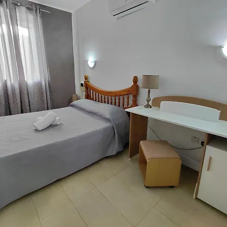 Cozy 2br Townhouse * 슬리에마